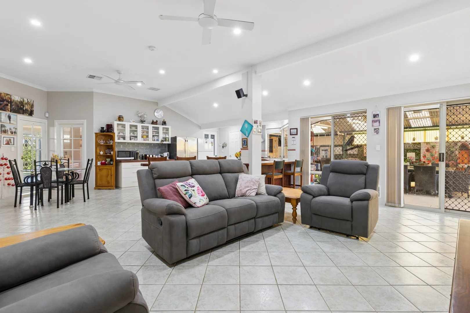 Additional image 13 of 99 Grand Ocean Boulevard, Port Kennedy WA 6172