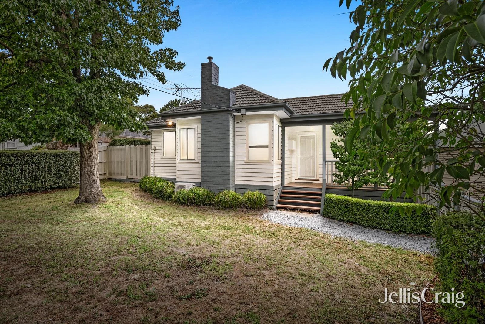 20 Belmont Road West, Croydon South VIC 3136