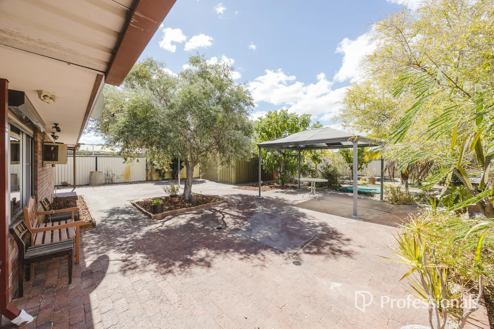 Additional image 30 of 45 Marangaroo Drive, Marangaroo WA 6064