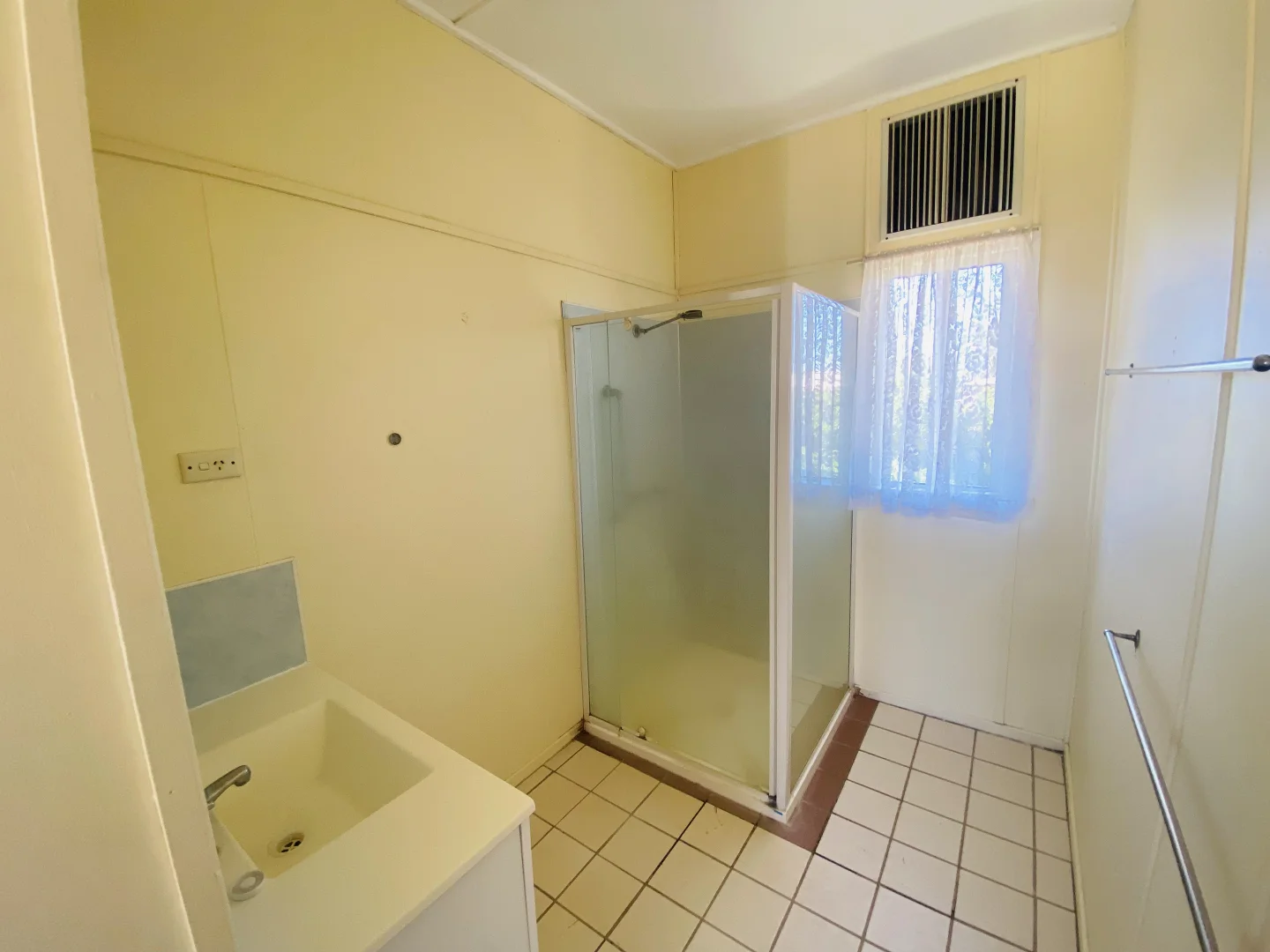 Additional image 7 of 20 Elderslie Street, Winton QLD 4735