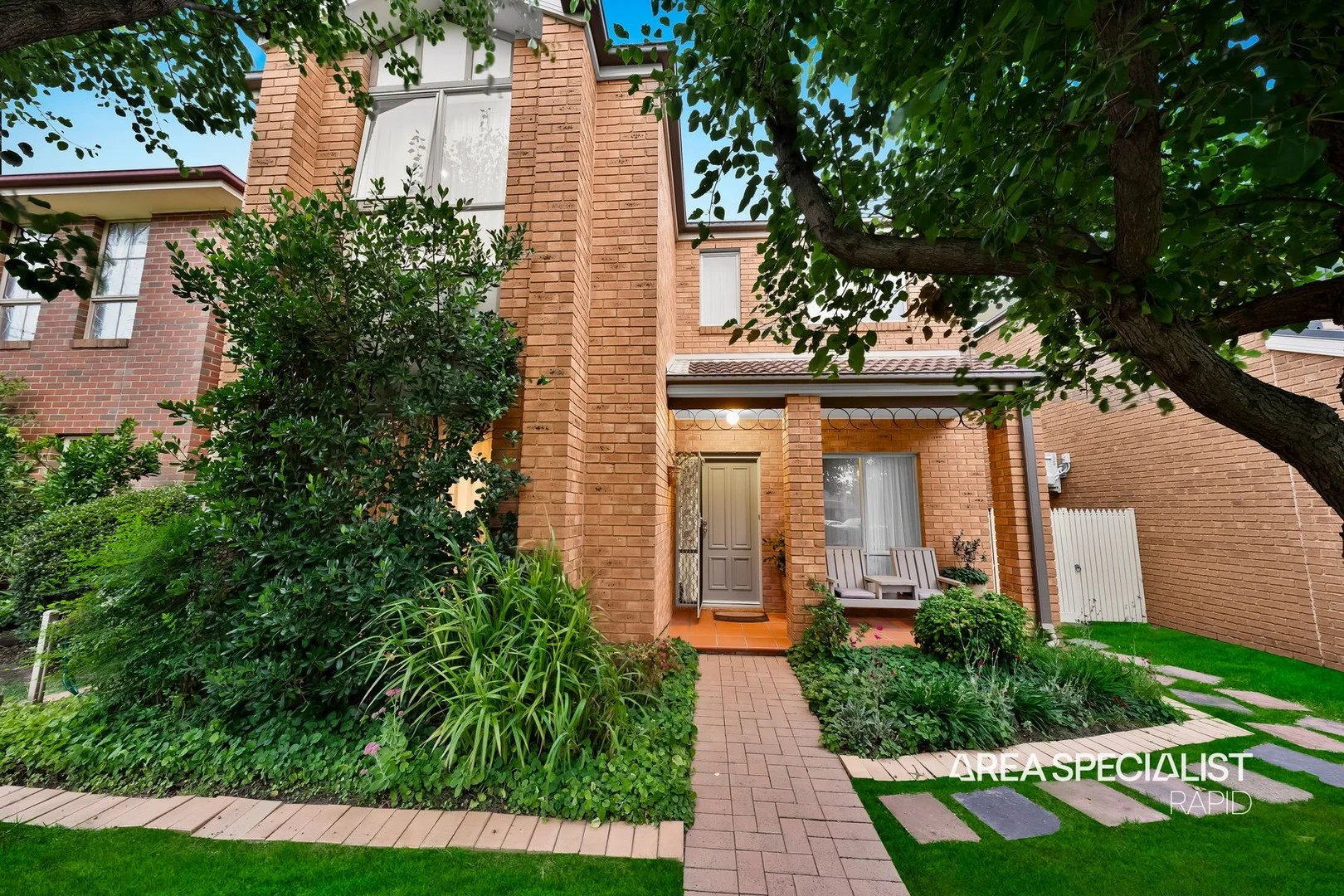 11 Gables Walk, Narre Warren South VIC 3805