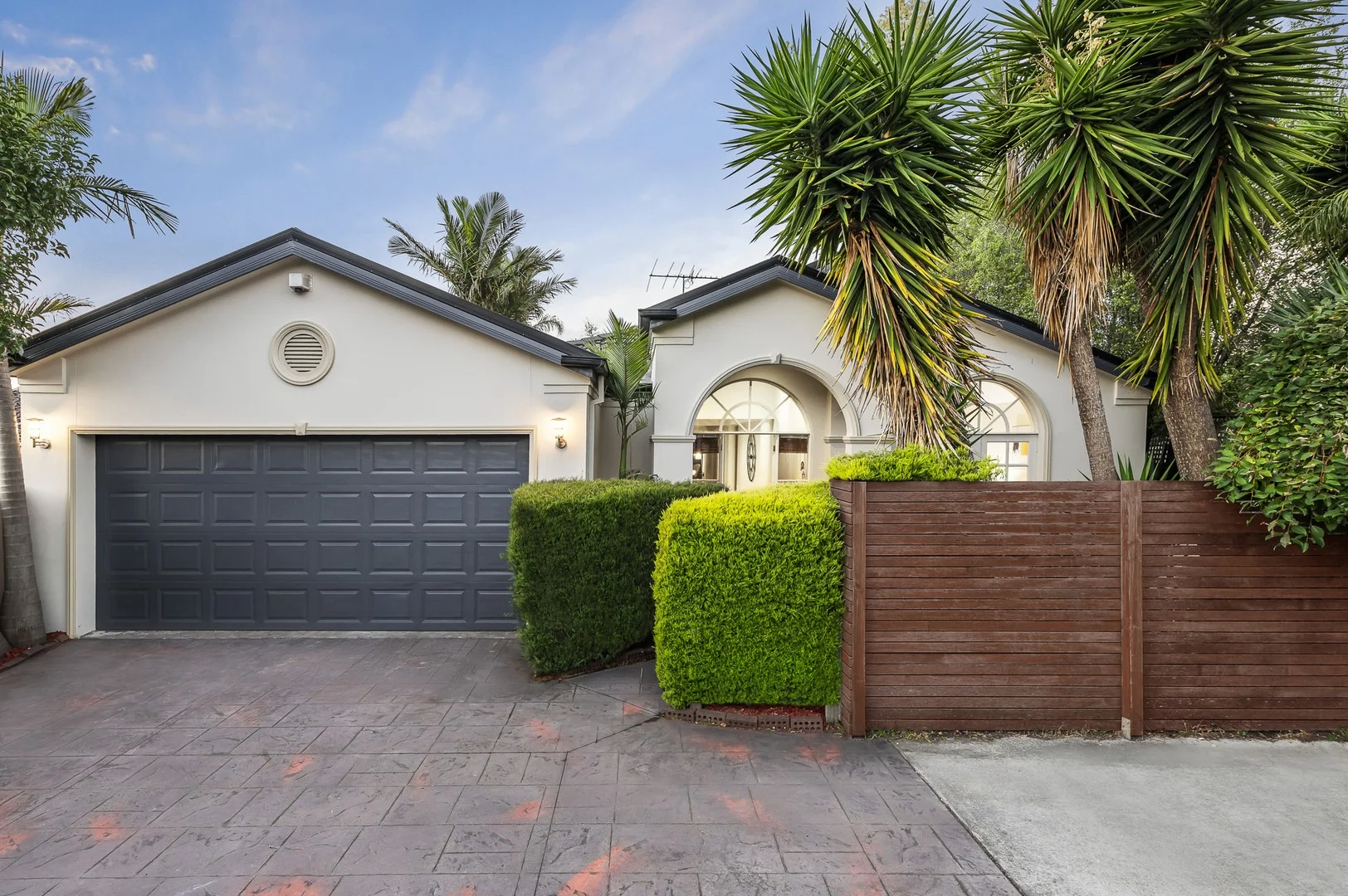 2/15 Valerie Street, Kew East VIC 3102