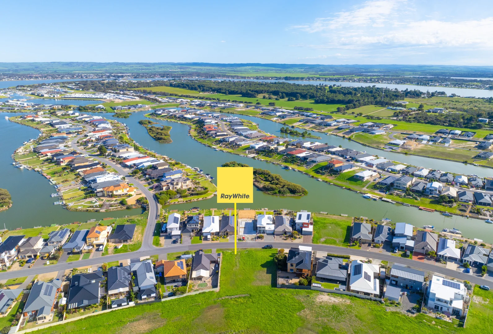 Additional image 4 of 154 Excelsior Parade, Hindmarsh Island SA 5214