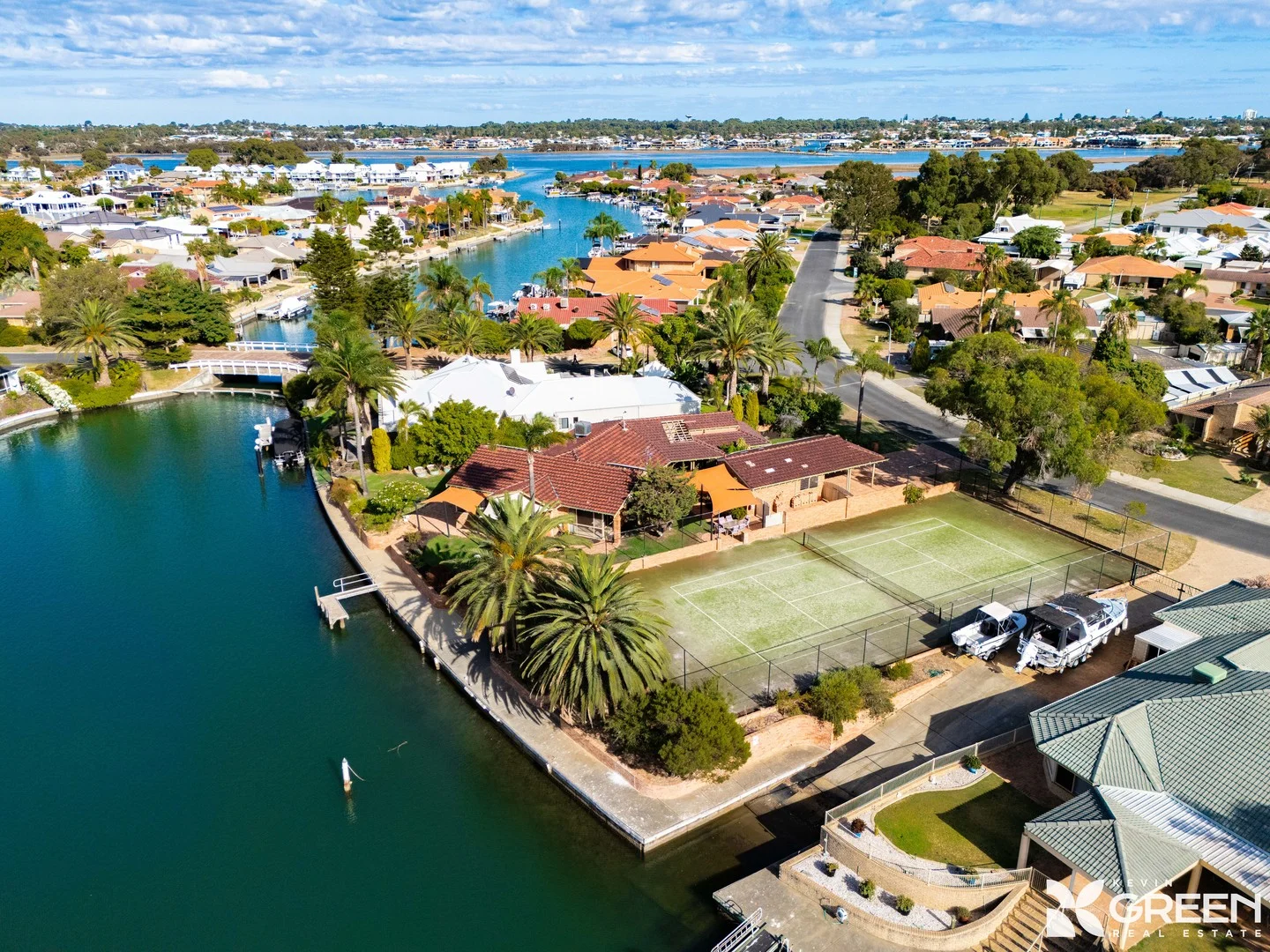17 Blackwood Parade, Dudley Park WA 6210