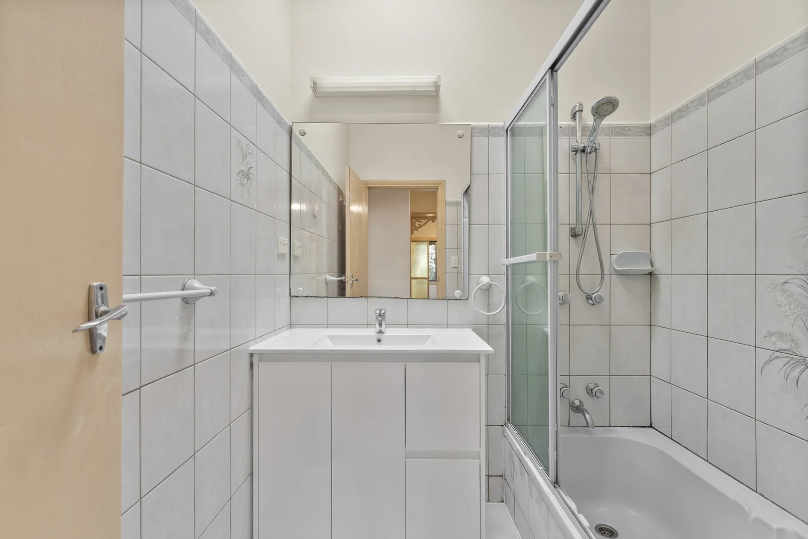 Additional image 16 of 561 Warrigal Road, Ashwood VIC 3147
