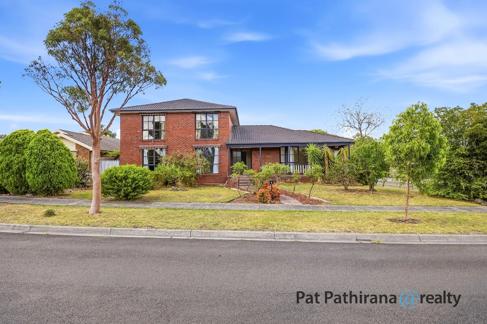 6 Lydia Mary Drive, Berwick VIC 3806