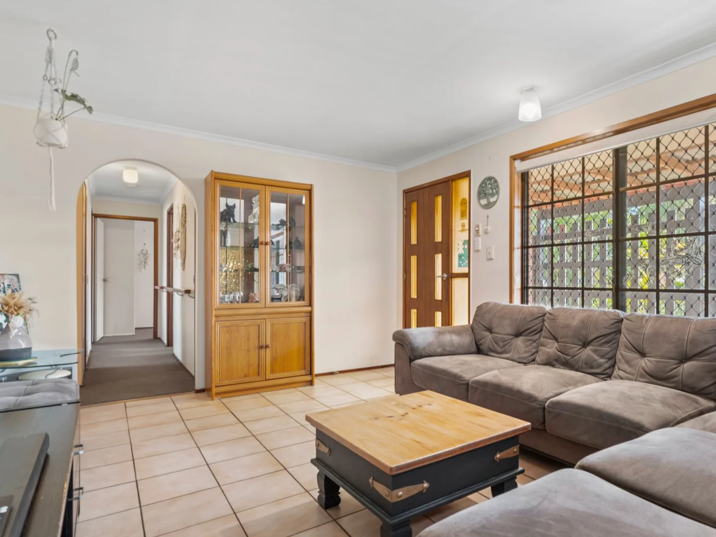 Additional image 3 of 20 Vermont Crescent, Mount Warren Park QLD 4207