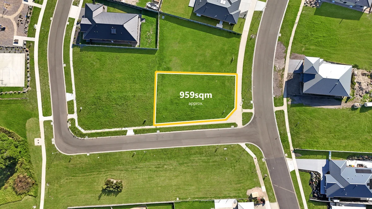 Additional image 3 of 4 Lochard Terrace, Lakes Entrance VIC 3909