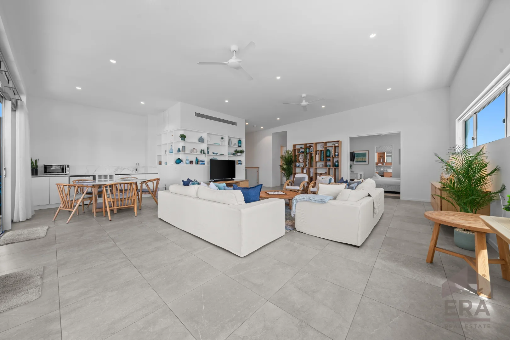 Additional image 23 of 5/4 Twenty Seventh Avenue, Palm Beach QLD 4221