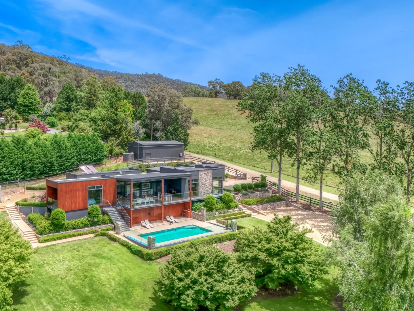 9 Fearns Lane, Buffalo River VIC 3737