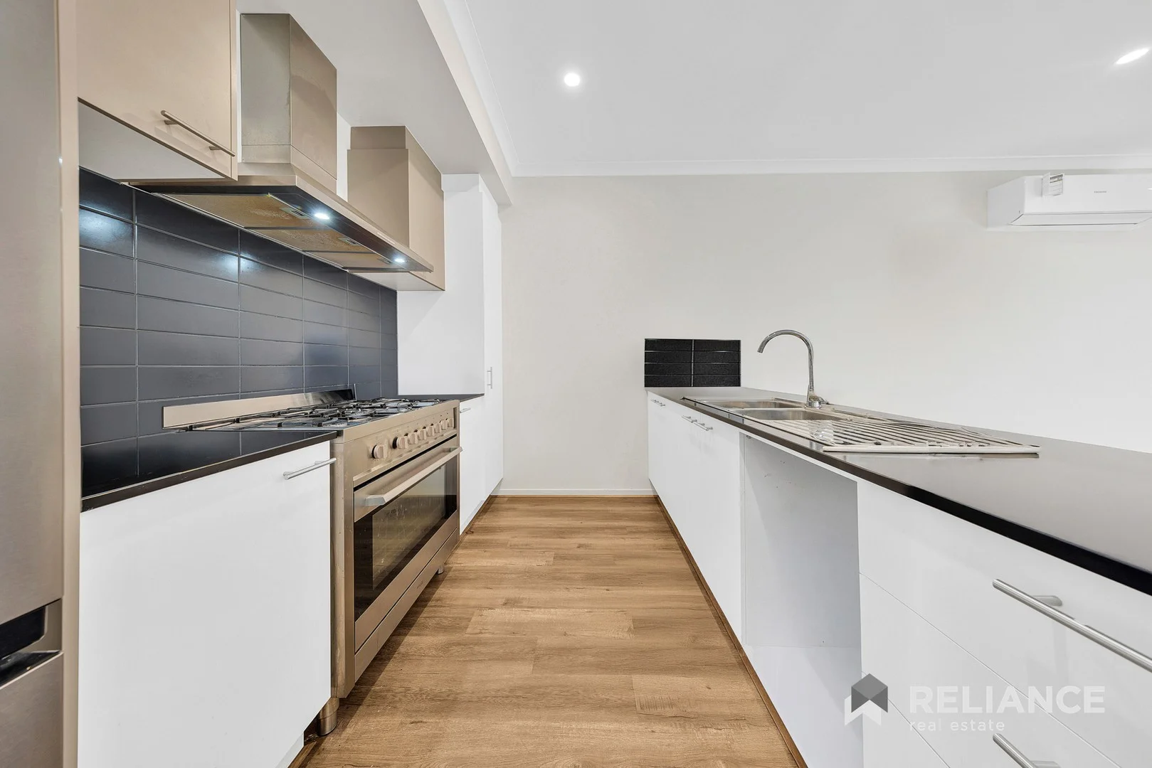 Additional image 2 of 9 Wilby Walk, Wyndham Vale VIC 3024