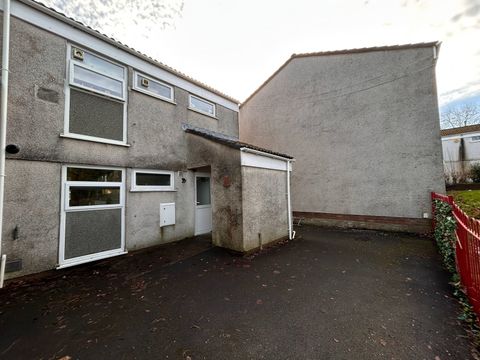 Clas-Yr-Onnen, Waunarlwydd, Swansea SA5