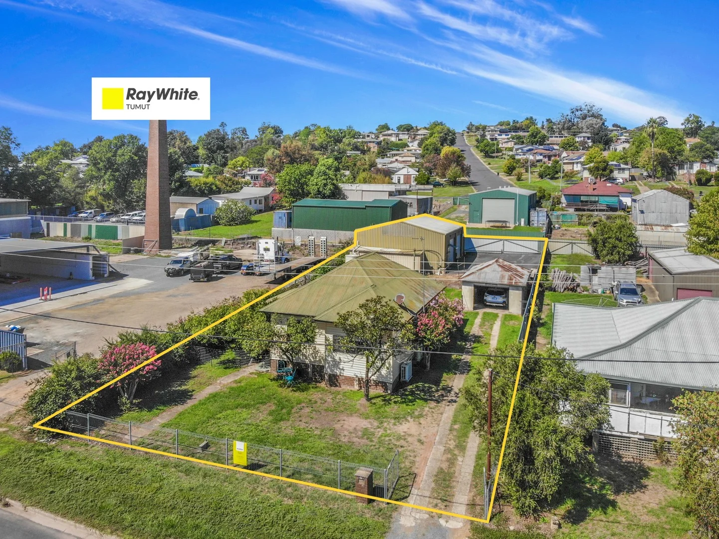 60 Adelong Road, Tumut NSW 2720