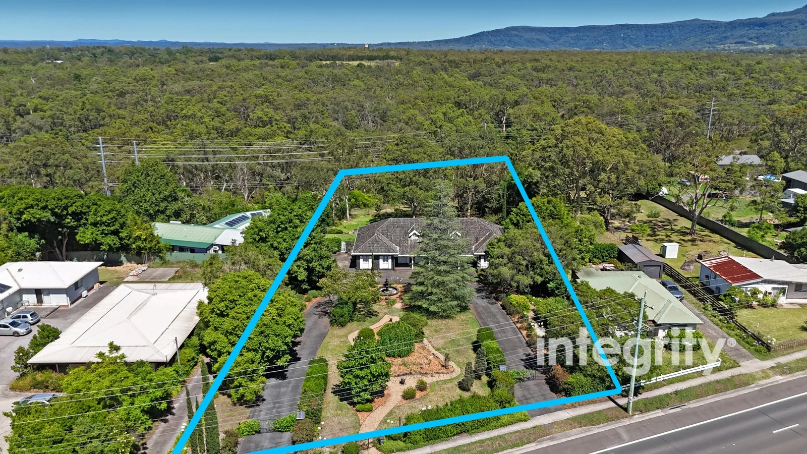 415 Princes Highway, Bomaderry NSW 2541
