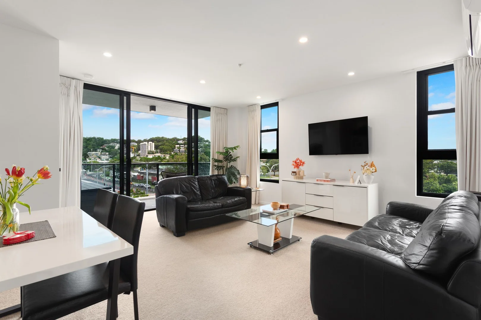 20/72 The Esplanade, Burleigh Heads QLD 4220