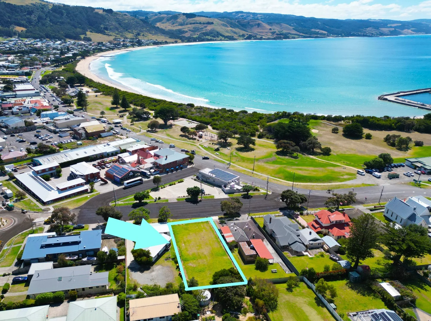 33 Nelson Street, Apollo Bay VIC 3233
