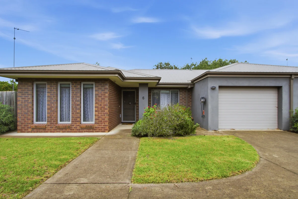 6/2-4 Niel Street, Stratford VIC 3862