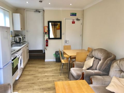 12 Finsbury Terrace, Swansea SA2
