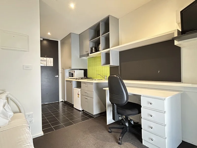 512/24 Barkly Place, Carlton VIC 3053 photo 4