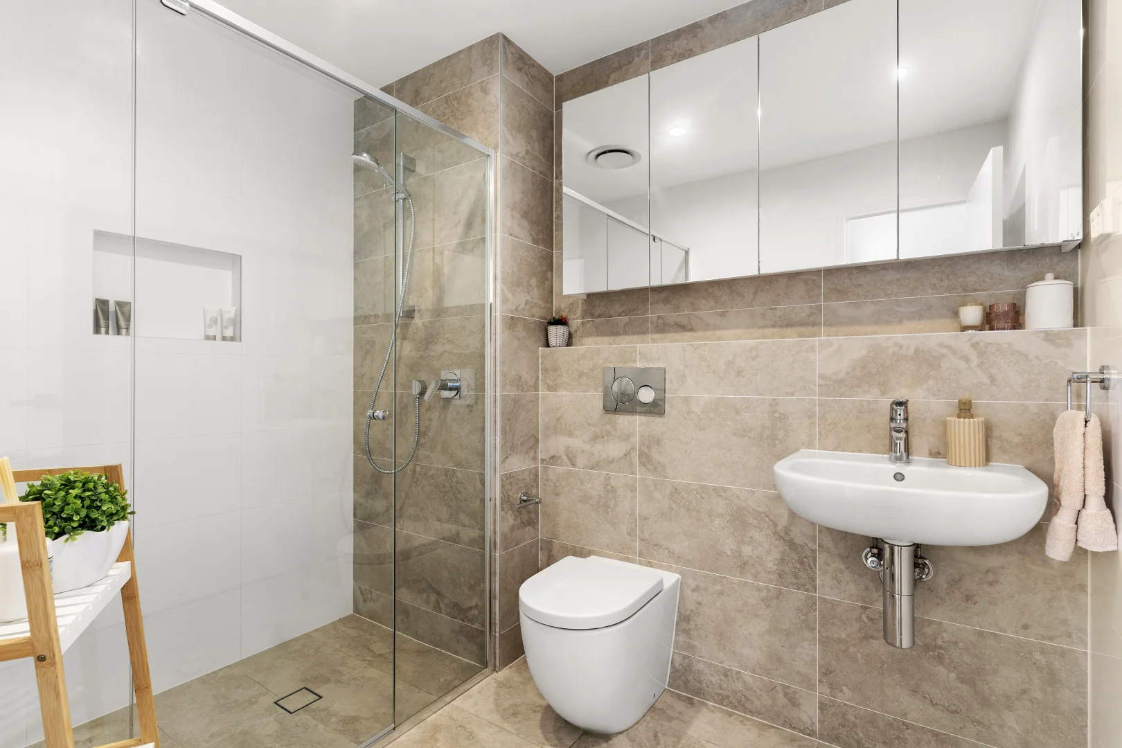 Additional image 4 of 301/40 Kiora Road, Miranda NSW 2228