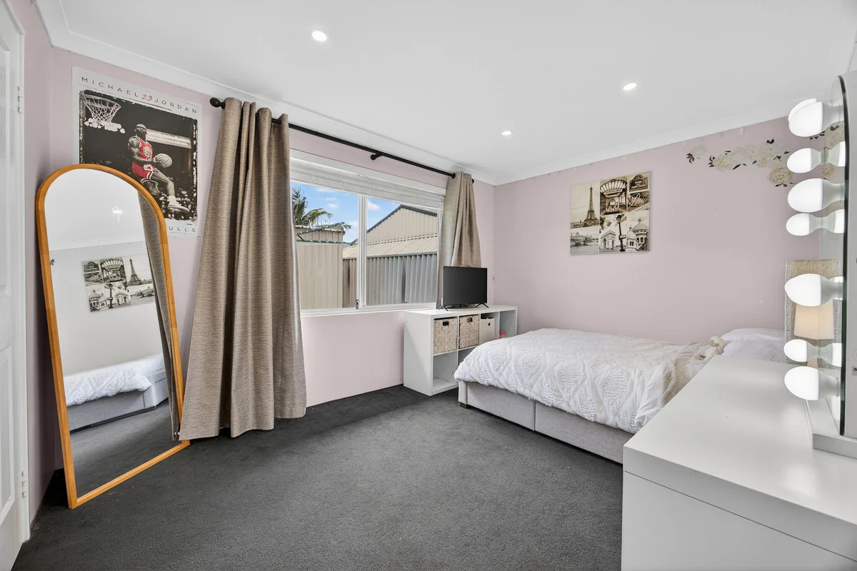 Additional image 18 of 213 Grand Ocean Boulevard, Port Kennedy WA 6172