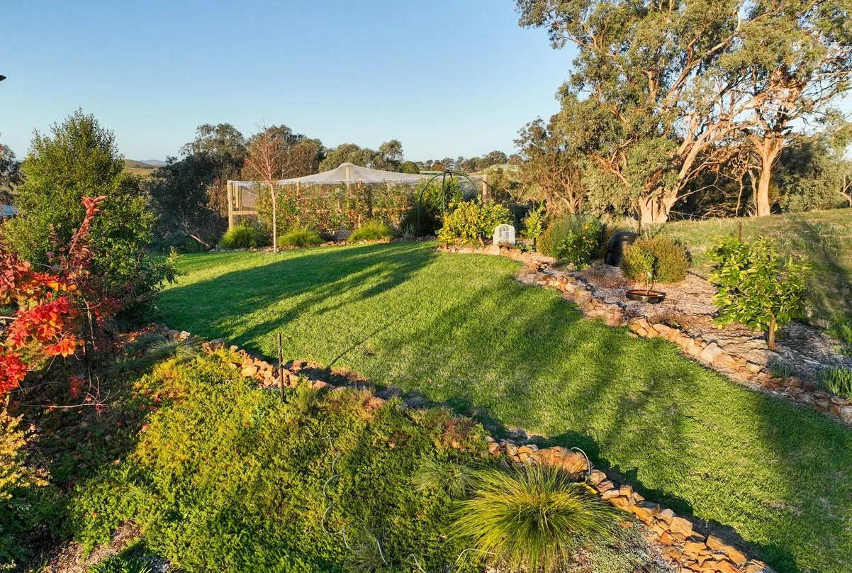 Additional image 11 of 35 Hollams Road, Mansfield VIC 3722