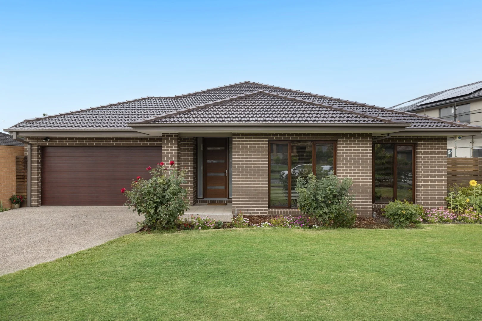 18 Kooringa Crescent, Wheelers Hill VIC 3150