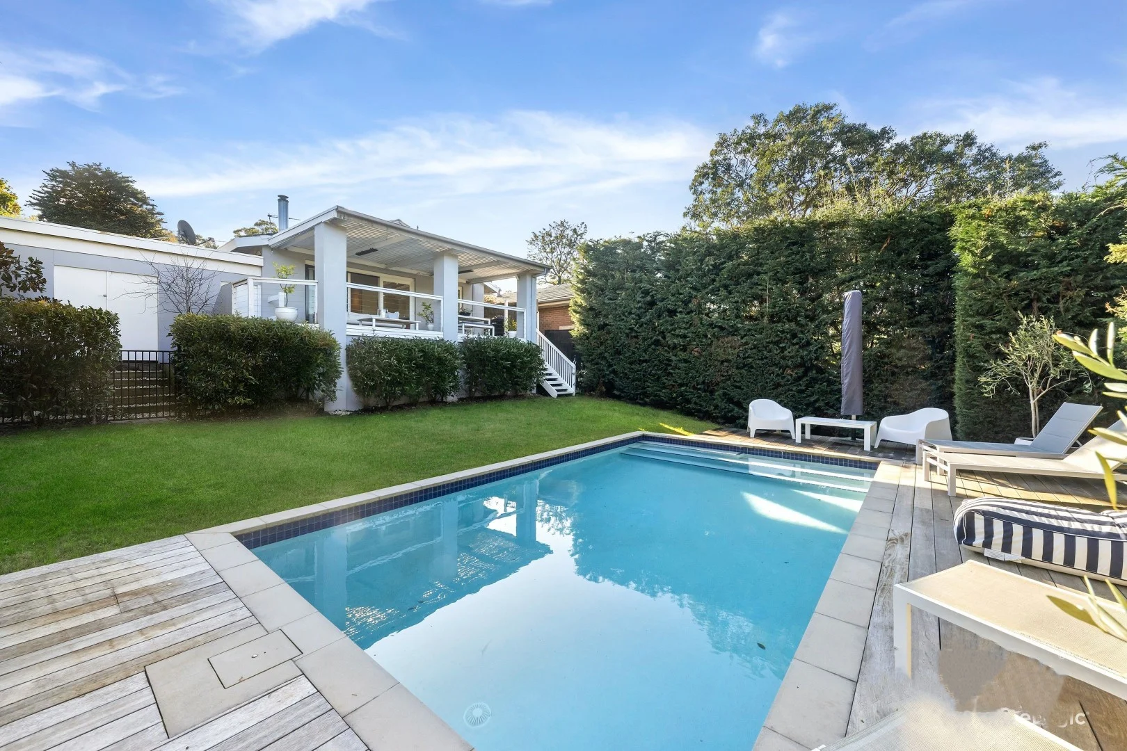 6 Bonnyview Road, Mount Eliza VIC 3930
