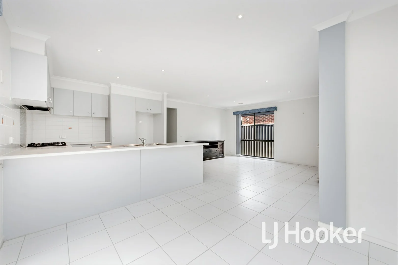 Additional image 4 of 16 Cherry Blossom Chase, Pakenham VIC 3810