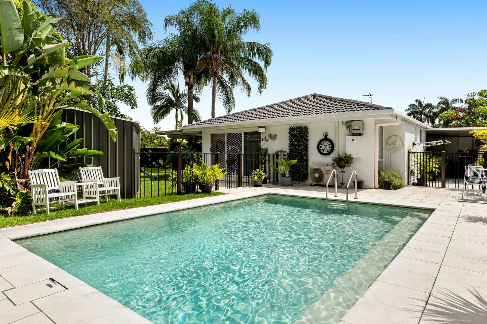 1/12 Telopea Street, Labrador QLD 4215