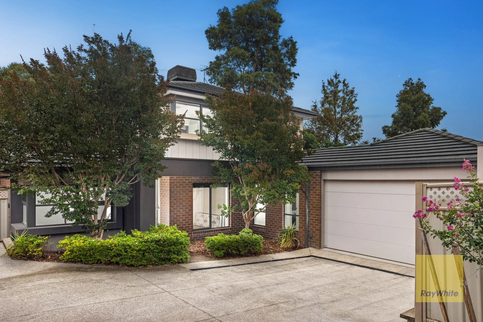 Additional image 2 of 2/22 Savanna Parade, Truganina VIC 3029