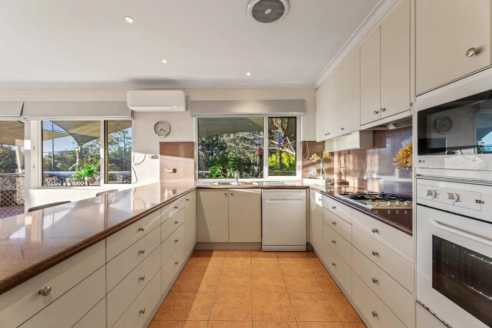 Additional image 4 of 9 Acacia Place, Burwood VIC 3125