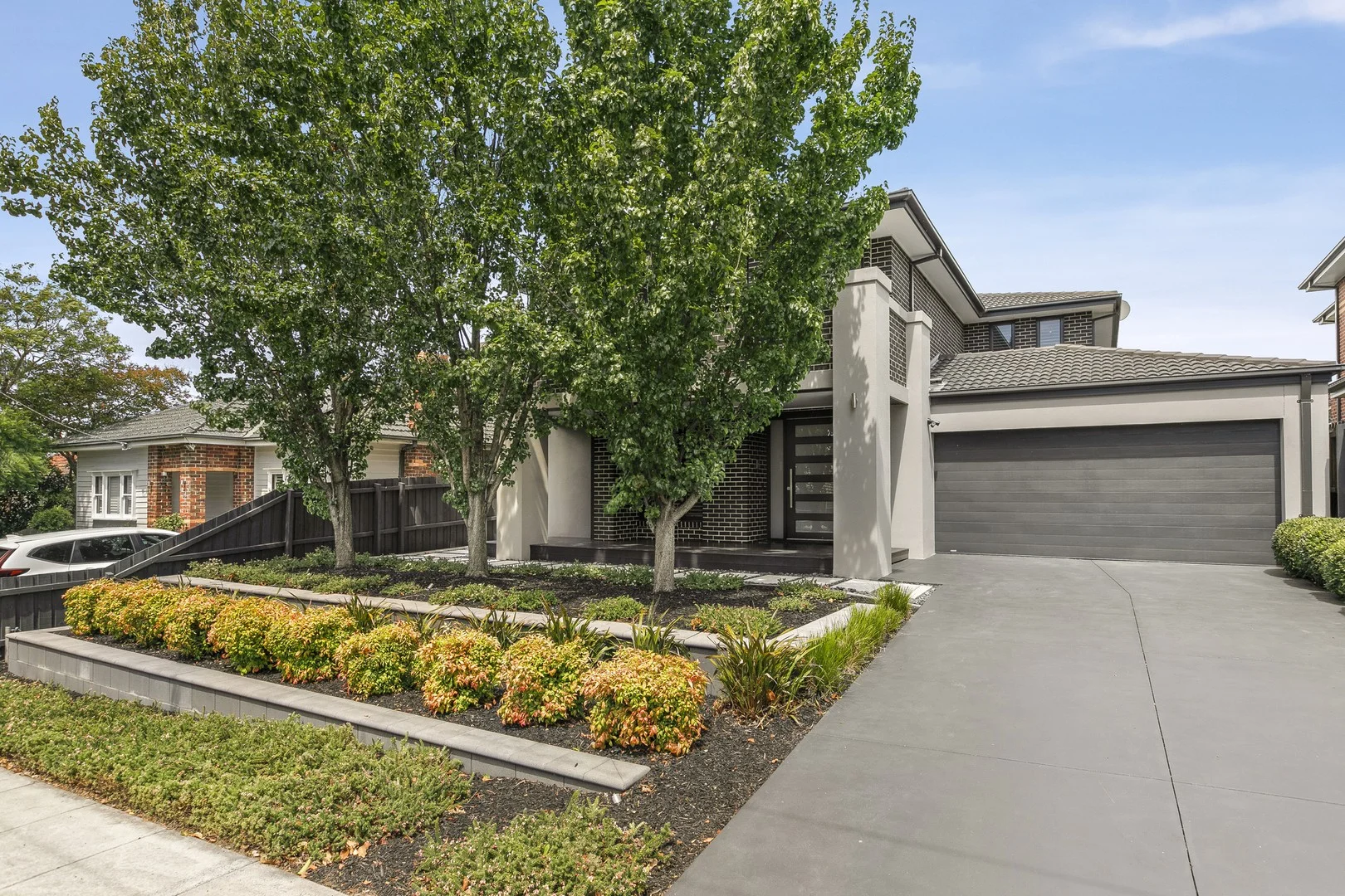 16 Fintonia Street, Hughesdale VIC 3166