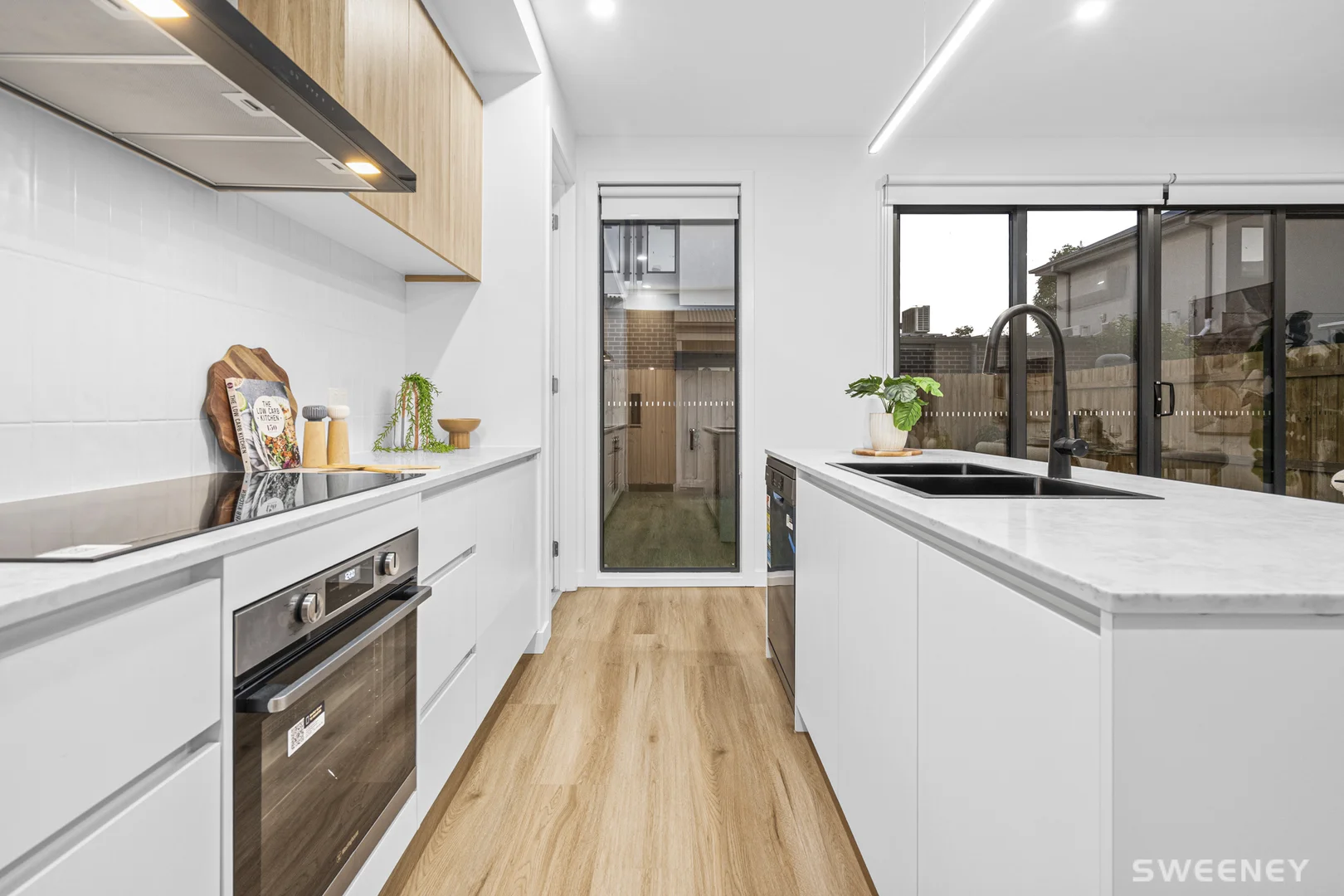 51 Eames Avenue, Brooklyn VIC 3012