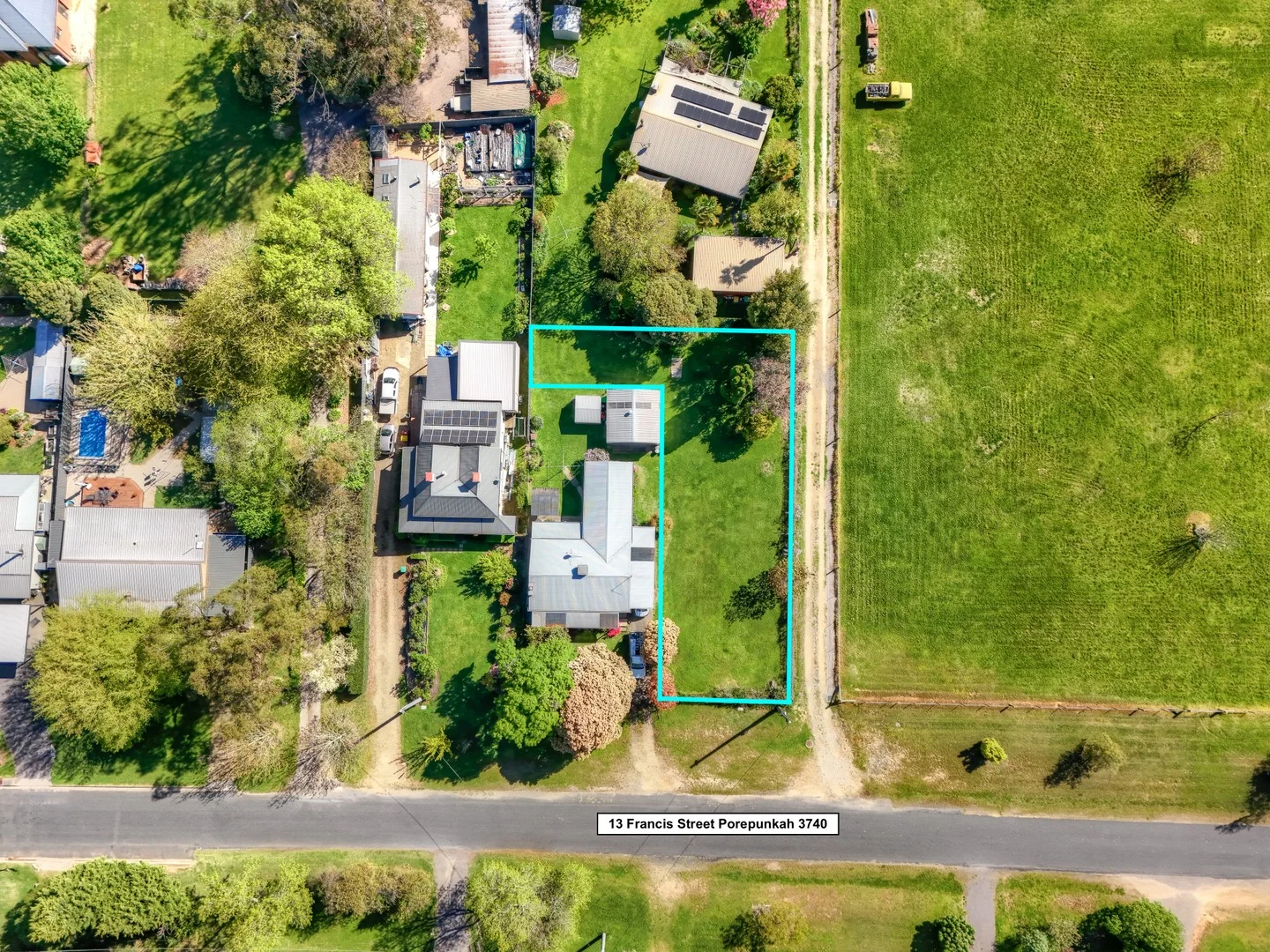 1/13 Francis Street, Porepunkah VIC 3740