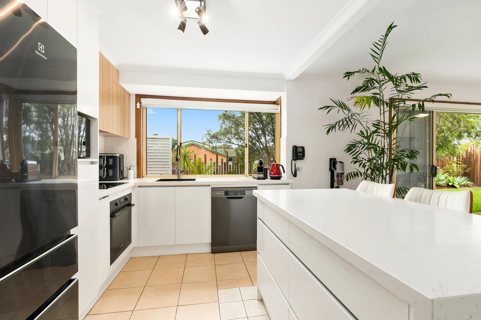 Additional image 4 of 10 Kean Avenue, Sanctuary Point NSW 2540