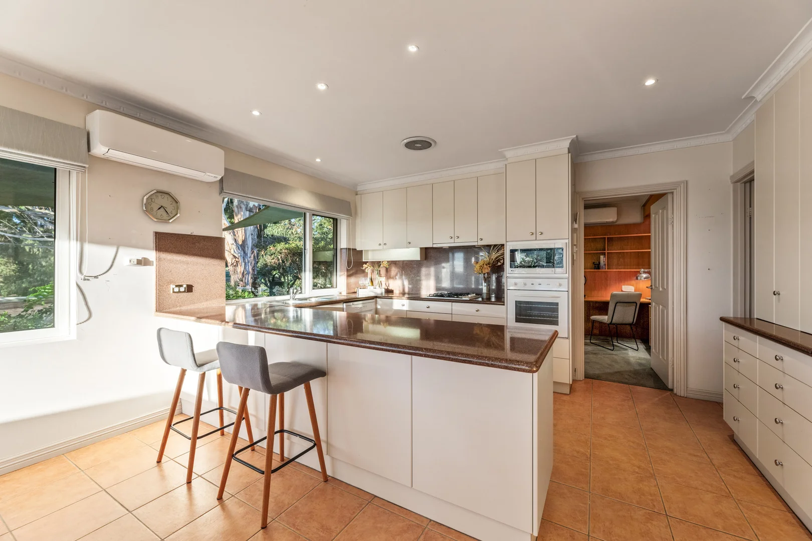 Additional image 3 of 9 Acacia Place, Burwood VIC 3125