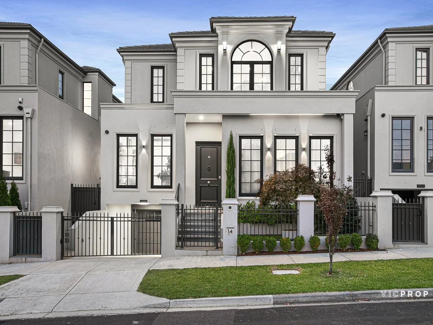 14 Gilbert Street, Bulleen VIC 3105