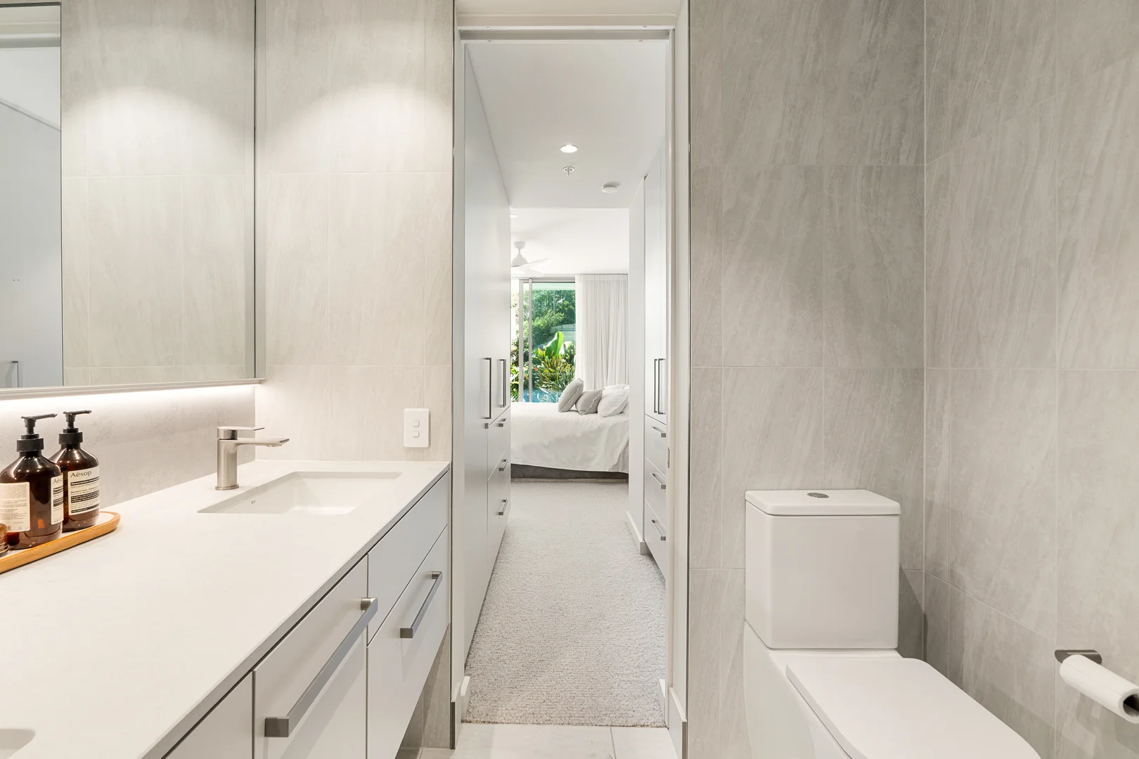 Additional image 11 of 202/4 Miles Street, Coolangatta QLD 4225