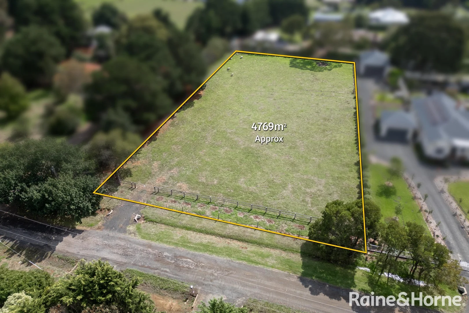 6 Morrow Road East, New Gisborne VIC 3438