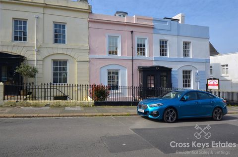 Athenaeum Street, The Hoe PL1
