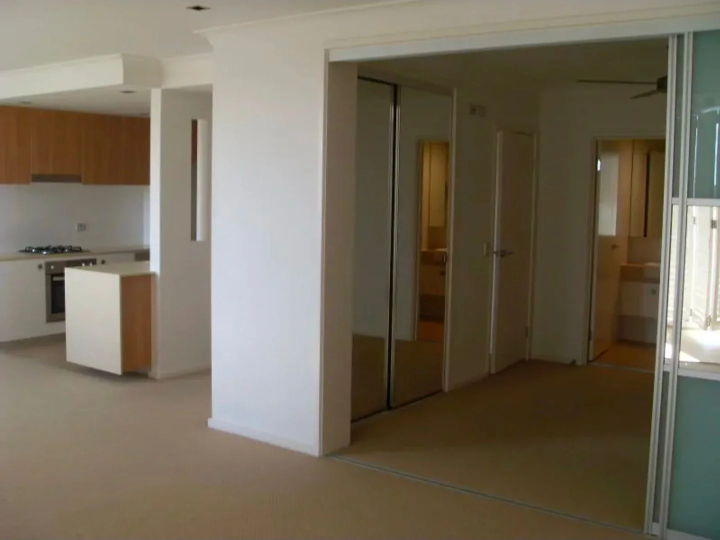 Additional image 3 of UNIT 4012/3027 The Boulevard, Carrara QLD 4211