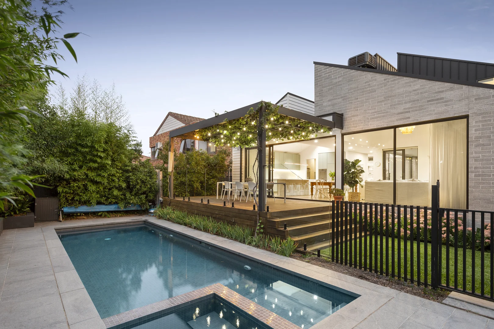 Additional image 2 of 33 Almond Street, Caulfield South VIC 3162