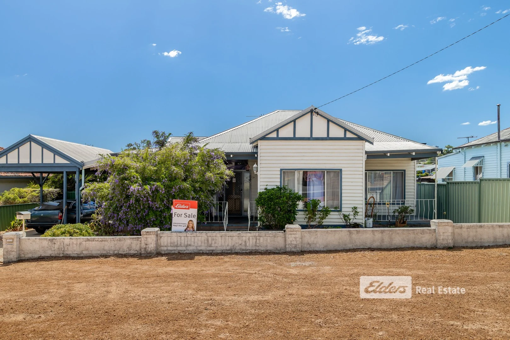 11 Lawley Street, Collie WA 6225