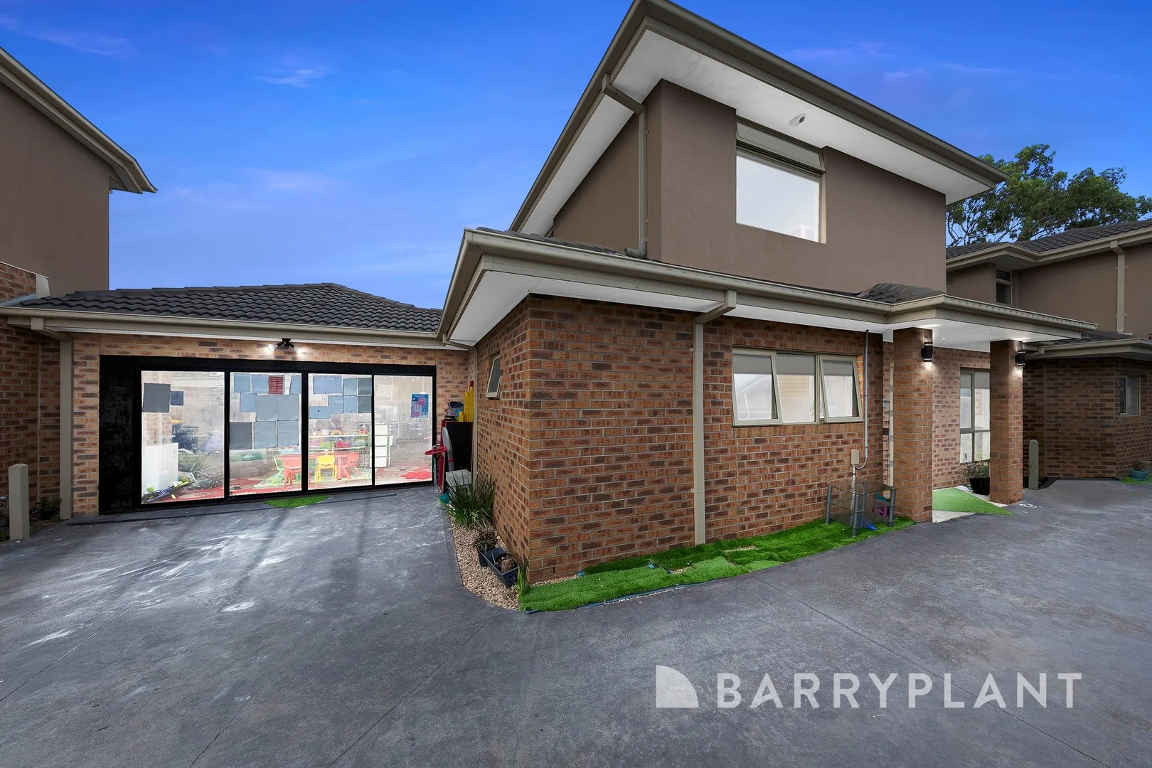 2/19 Bailey Street, St Albans VIC 3021