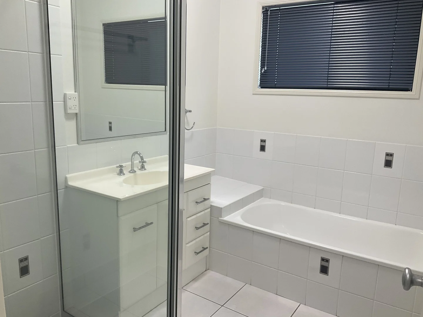 Additional image 17 of Kirwan QLD 4817