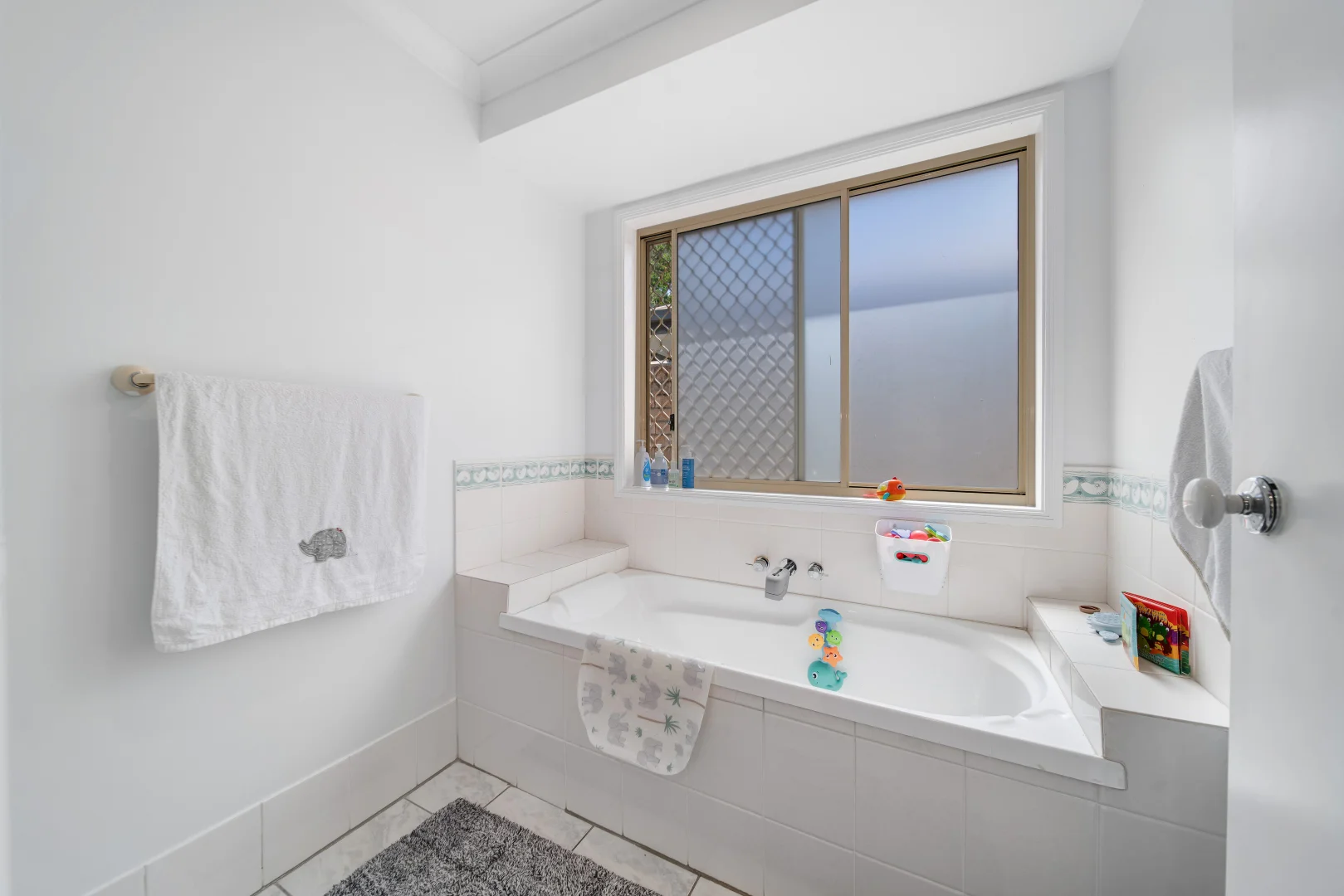 Additional image 9 of 10 Fernlea Street, Burnside QLD 4560
