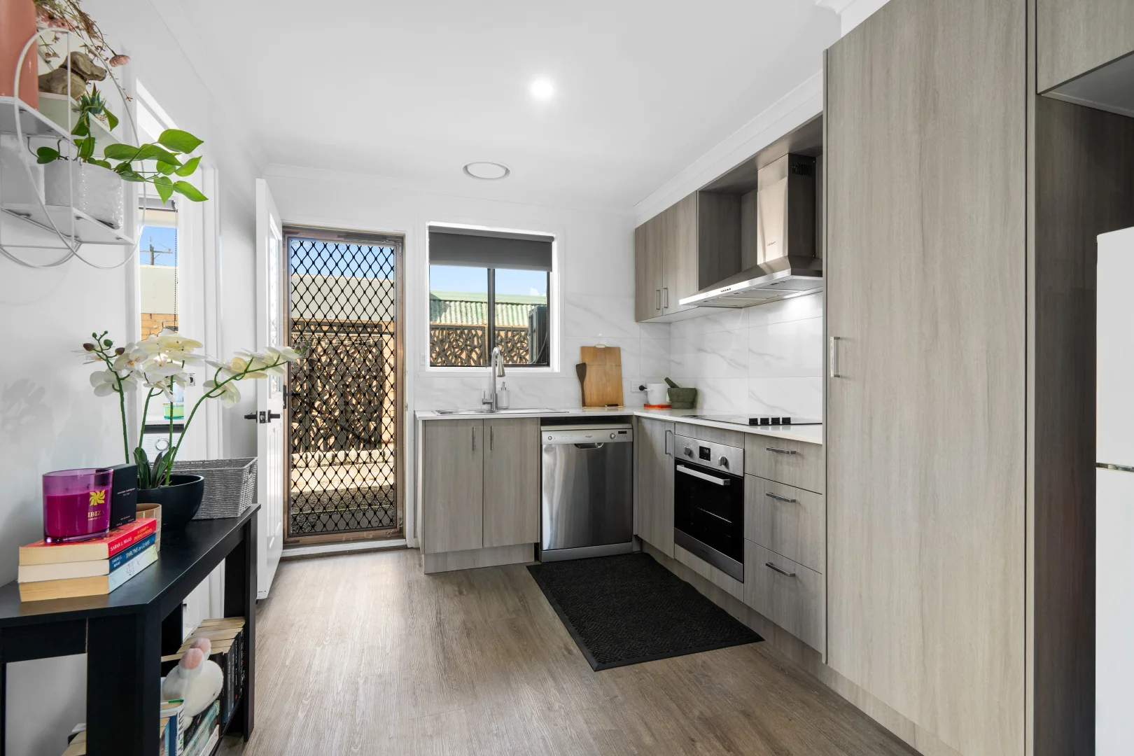 Additional image 2 of 1/220-222 Wilsons Road, Whittington VIC 3219