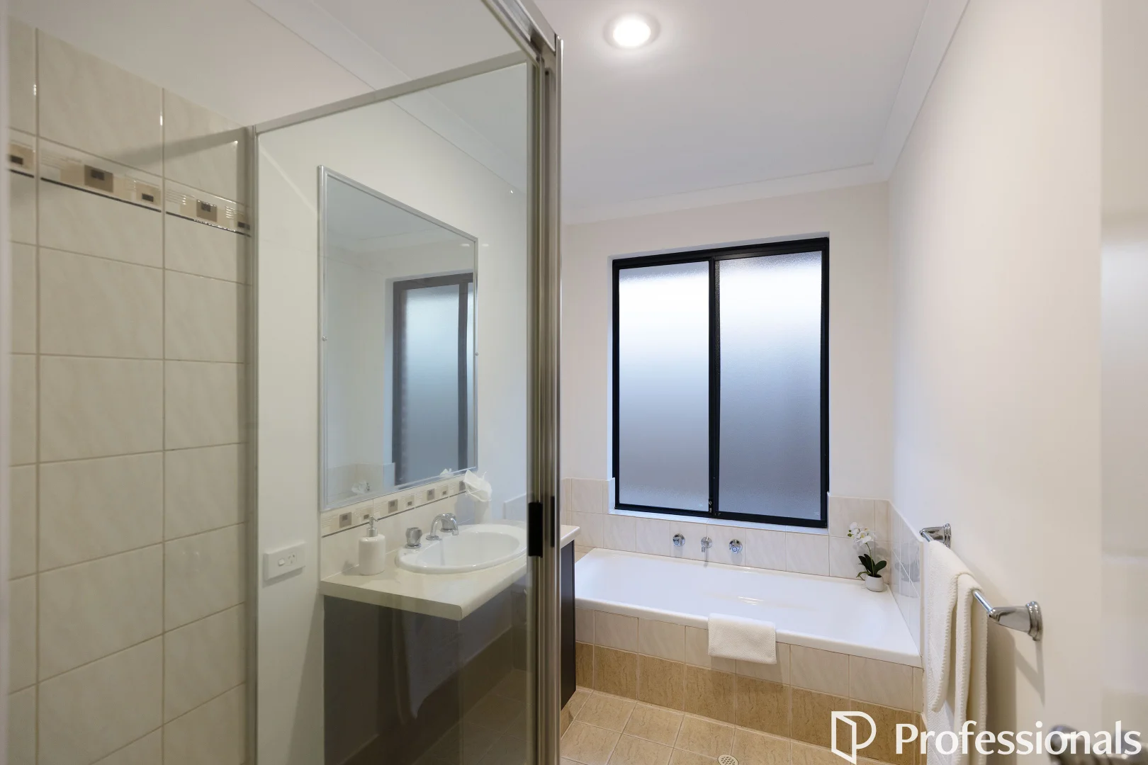 Additional image 32 of 18 Giglia Drive, Sinagra WA 6065