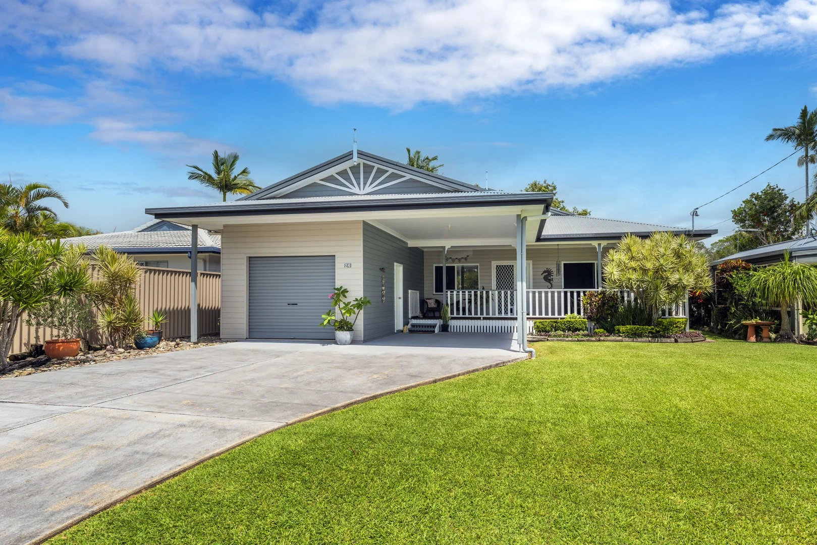 24 Lights Street, Emerald Beach NSW 2456